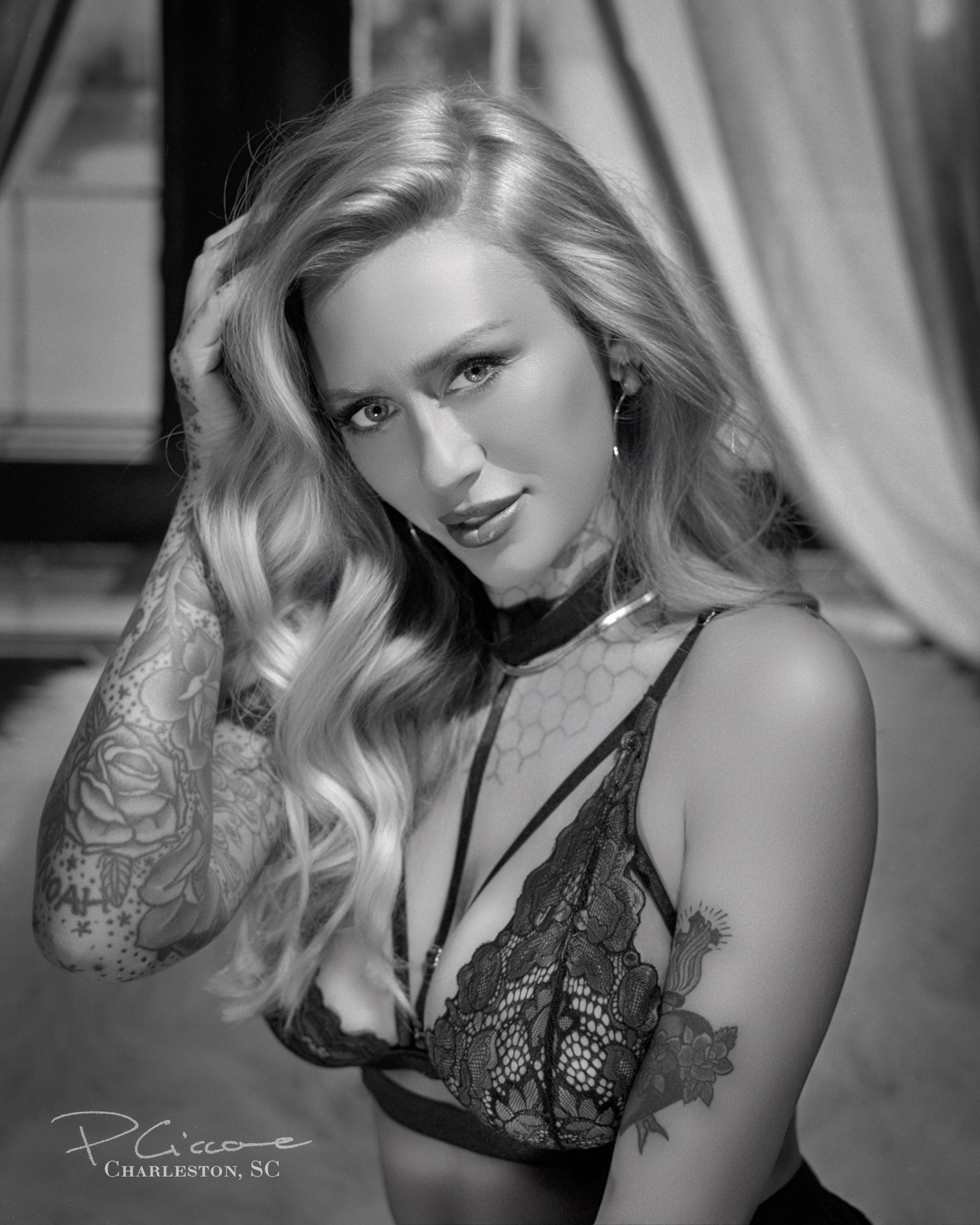 Classic Hollywood Portrait of Lorren with Lingerie and Black lace robe